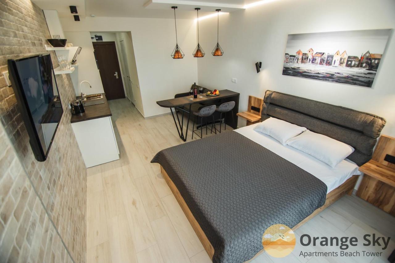 Orange Sky Apartments Beach Tower 바투미 외부 사진