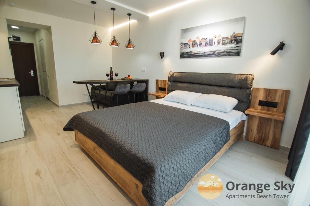 Orange Sky Apartments Beach Tower 바투미 외부 사진
